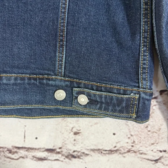 NWT Levi’s Denim Jean Trucker Jacket - Size Medium - Picture 9 of 12